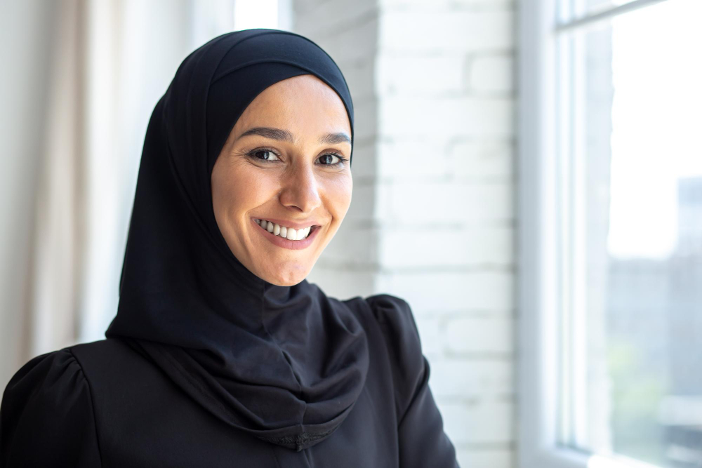 Amina Al-Harbi, 32 / Abu Dhabi